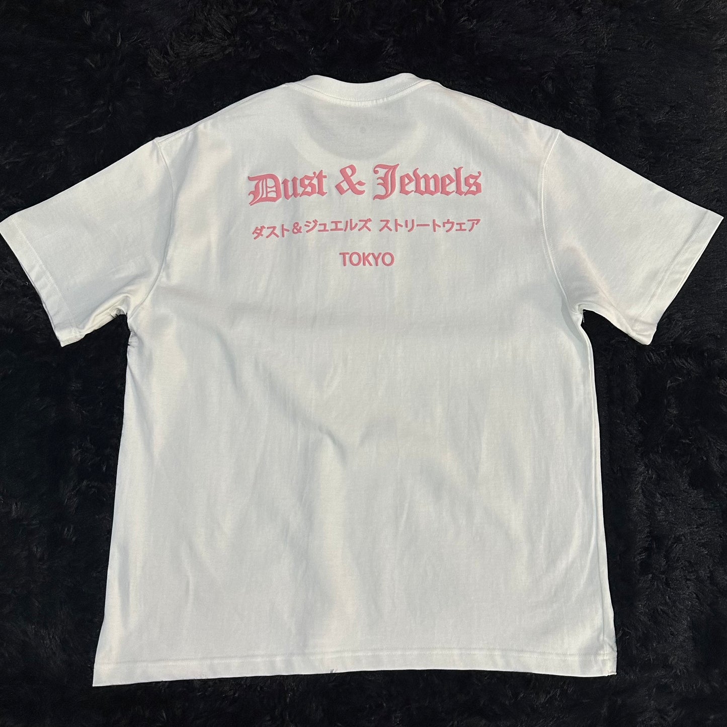 DUST & JEWELS White And Pink Basic Tee