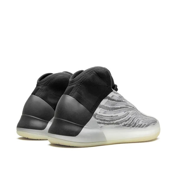 YZY QNTM Yeezy Quantum