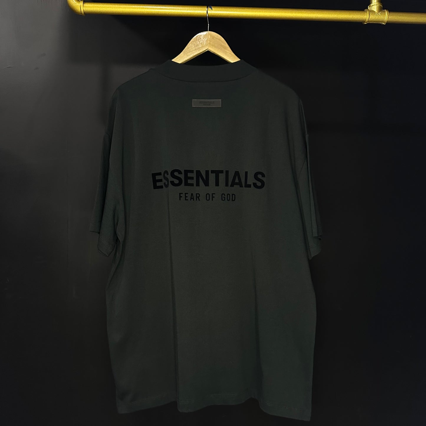 PLAYERA ESSENTIALS