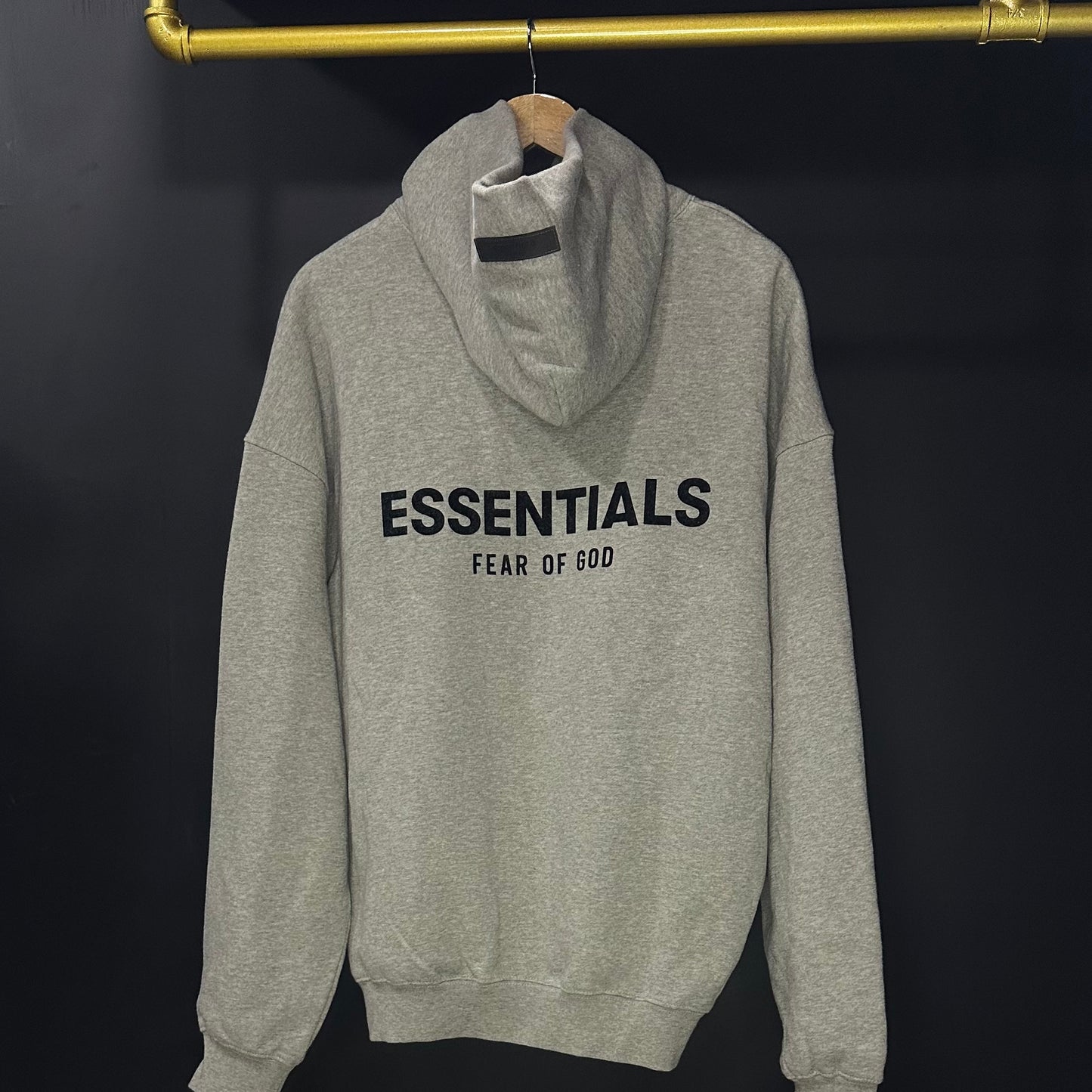 HOODIE ESSENTIALS