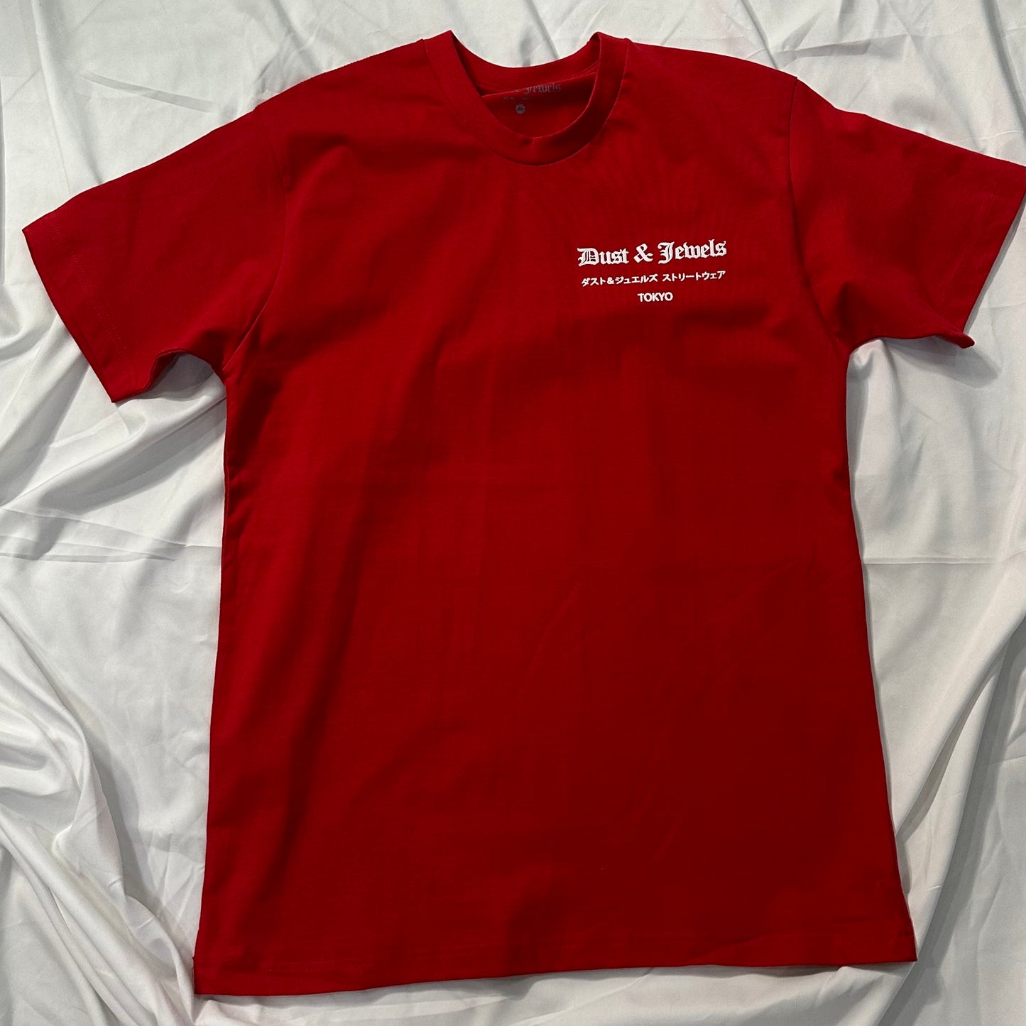 DUST & JEWELS Red Basic Tee