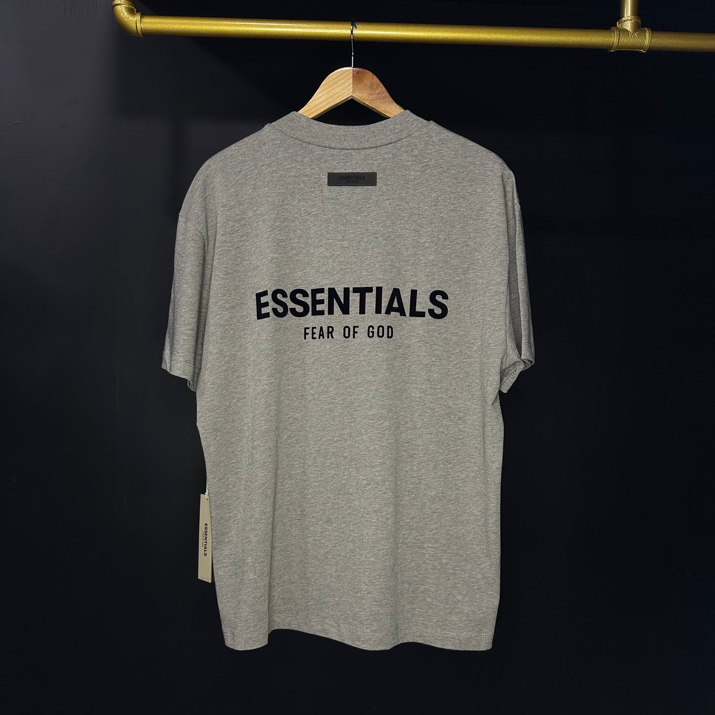 PLAYERA ESSENTIALS