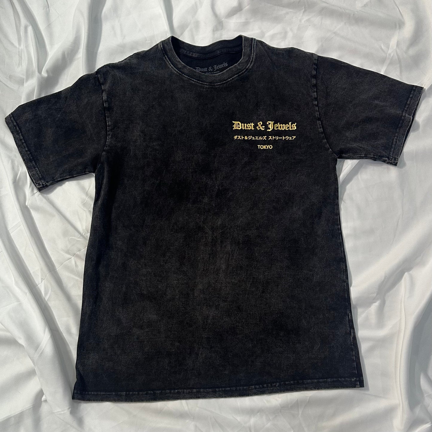 DUST & JEWELS GREY STONE BASIC TEE