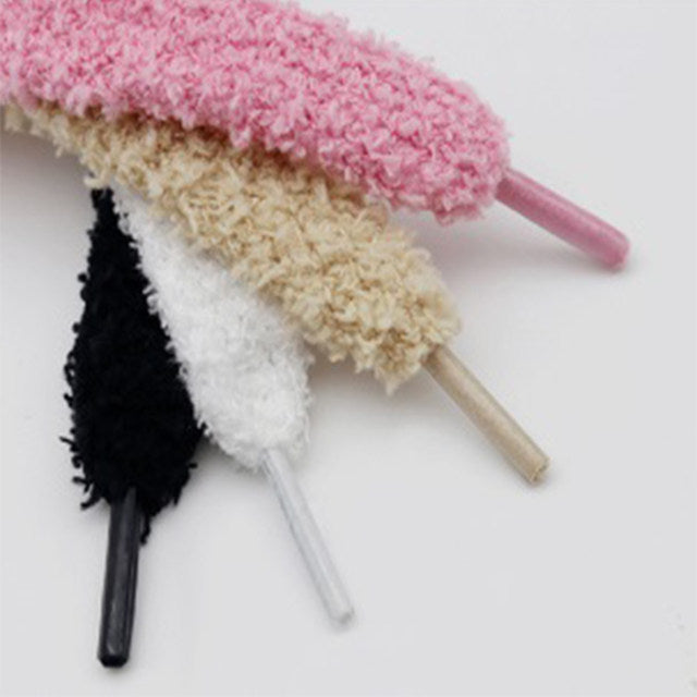 Laces peluche