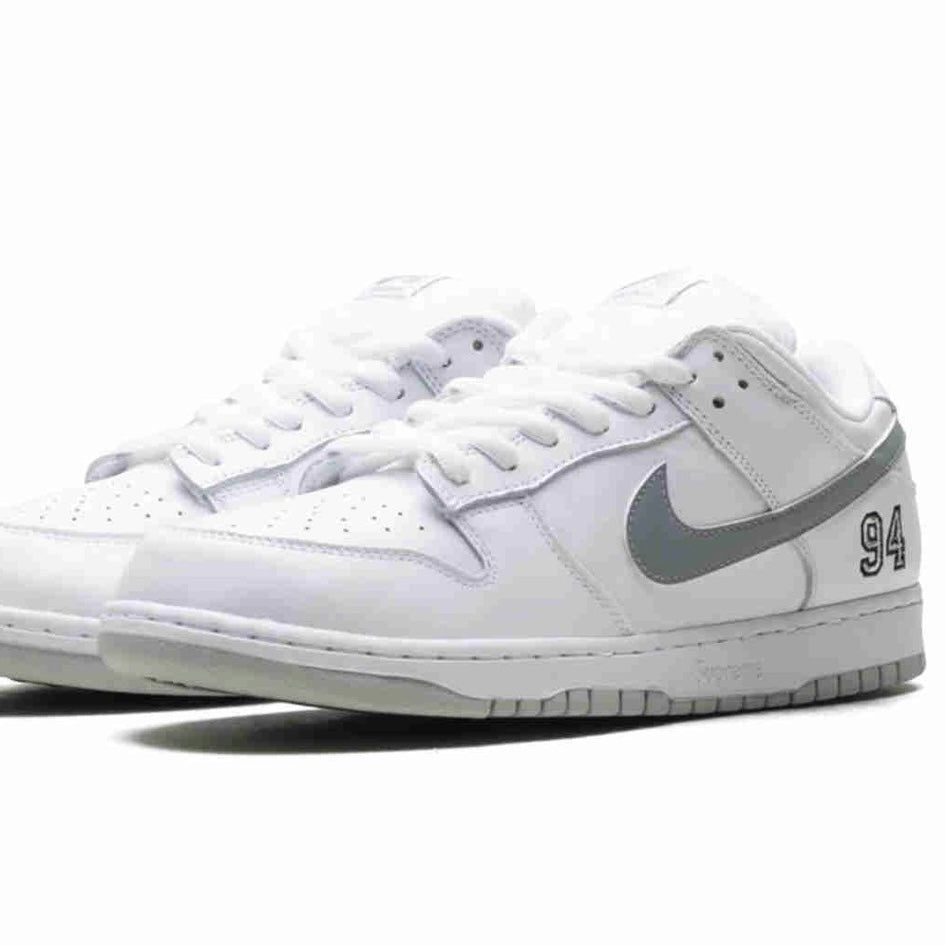 Nike SB Dunk Low Supreme 94