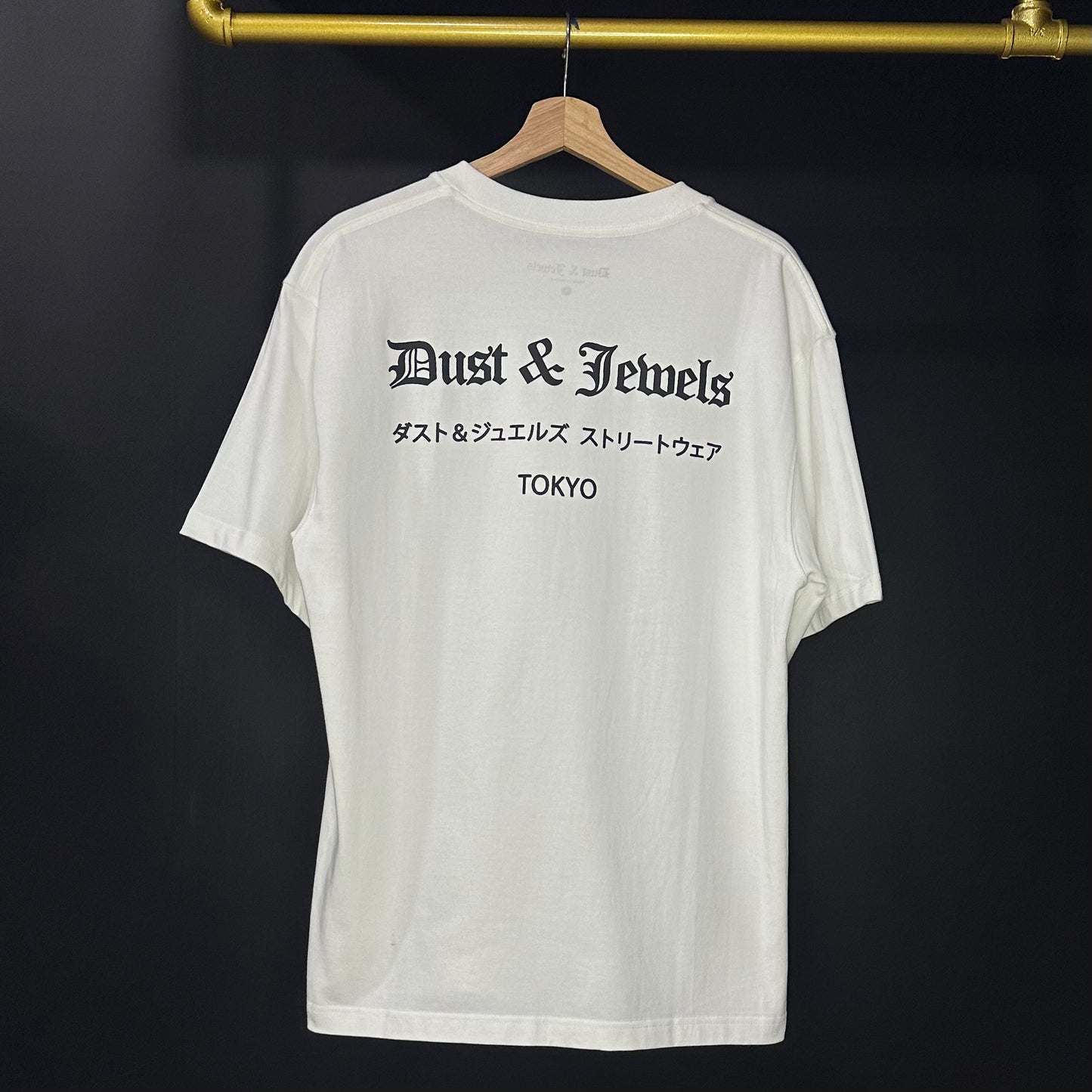DUST & JEWELS White Basic Tee