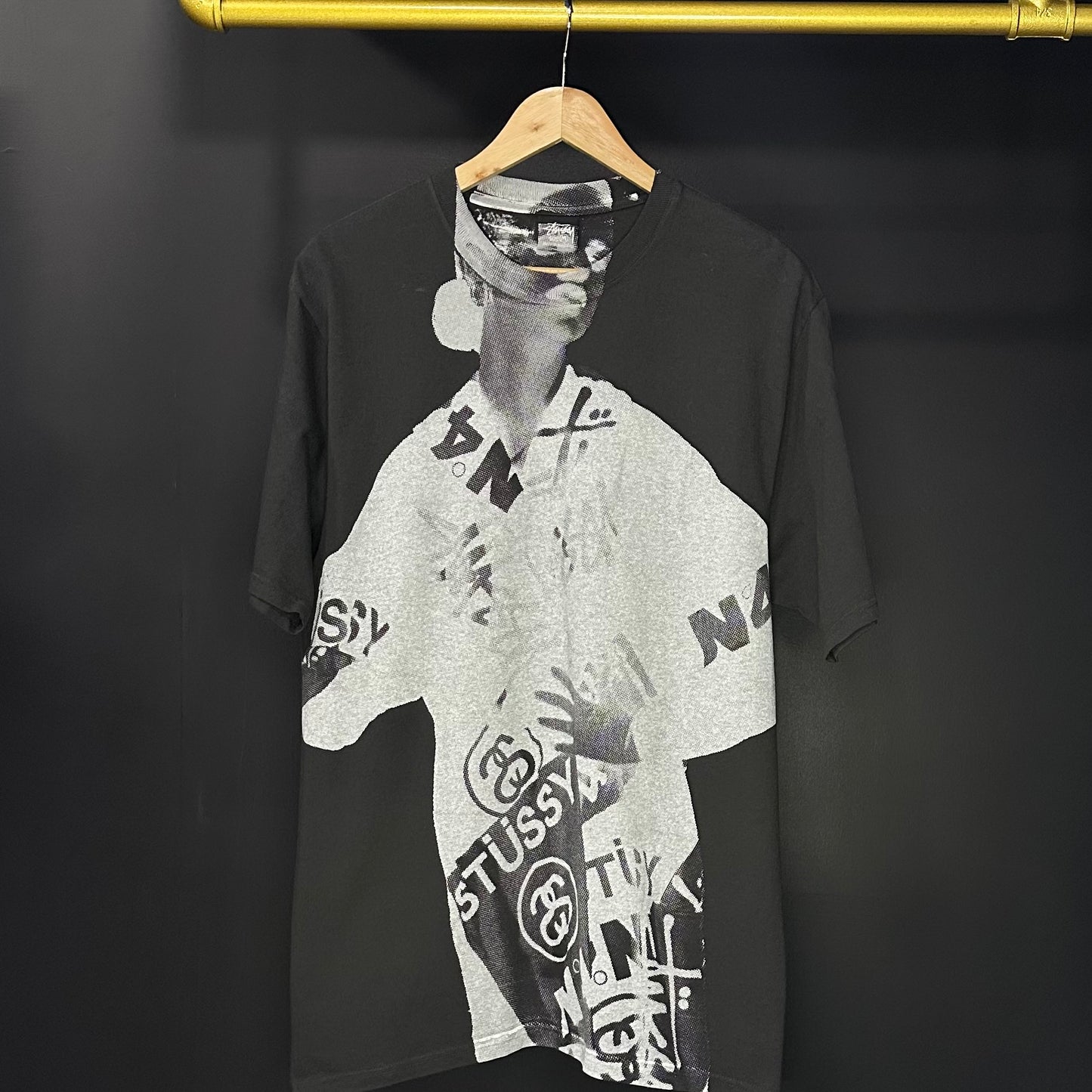 STUSSY Black Tee