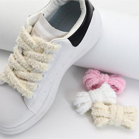 Laces peluche
