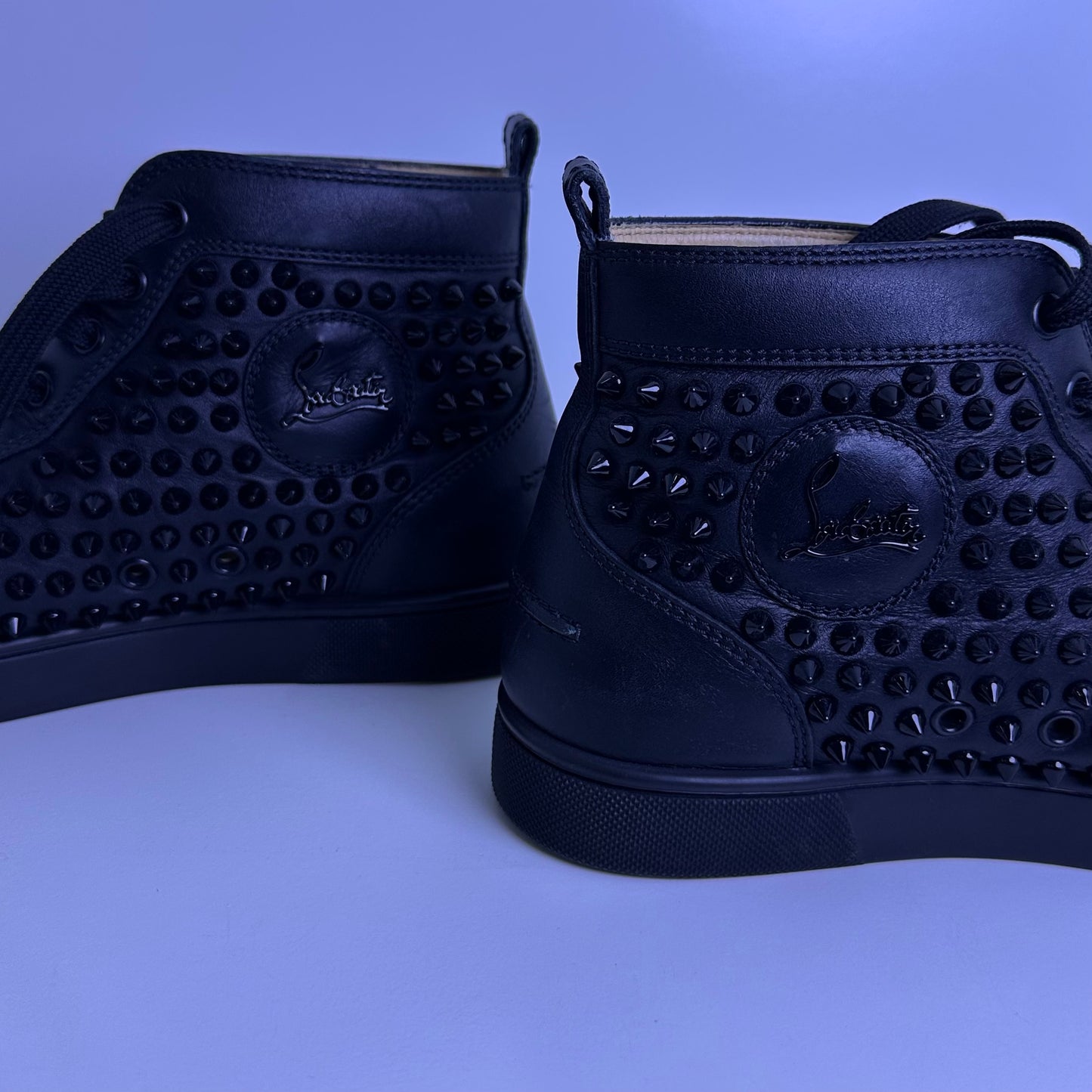CHRISTIAN LOUBOUTIN