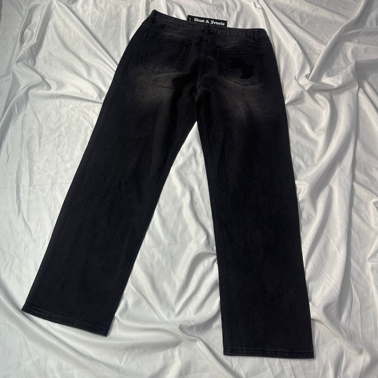 DUST & JEWELS JNS Shains