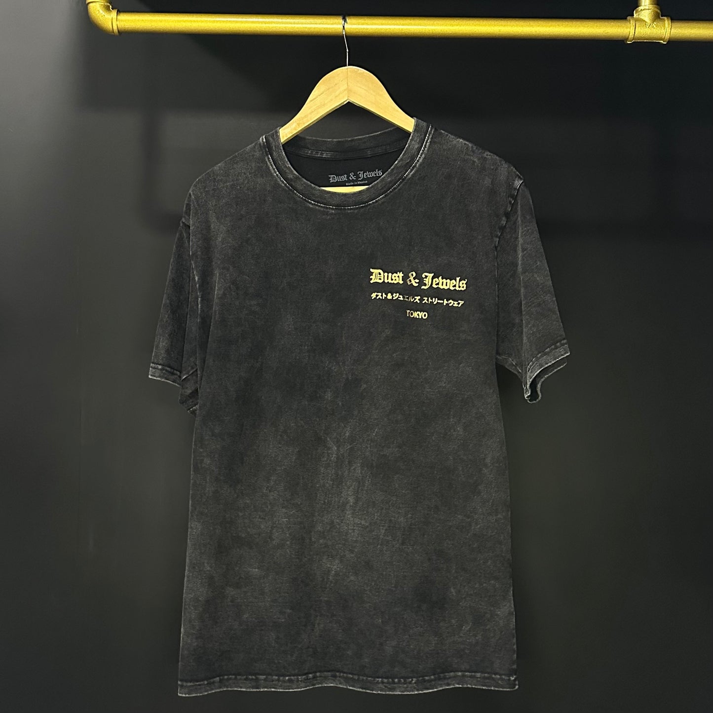 DUST & JEWELS GREY STONE BASIC TEE