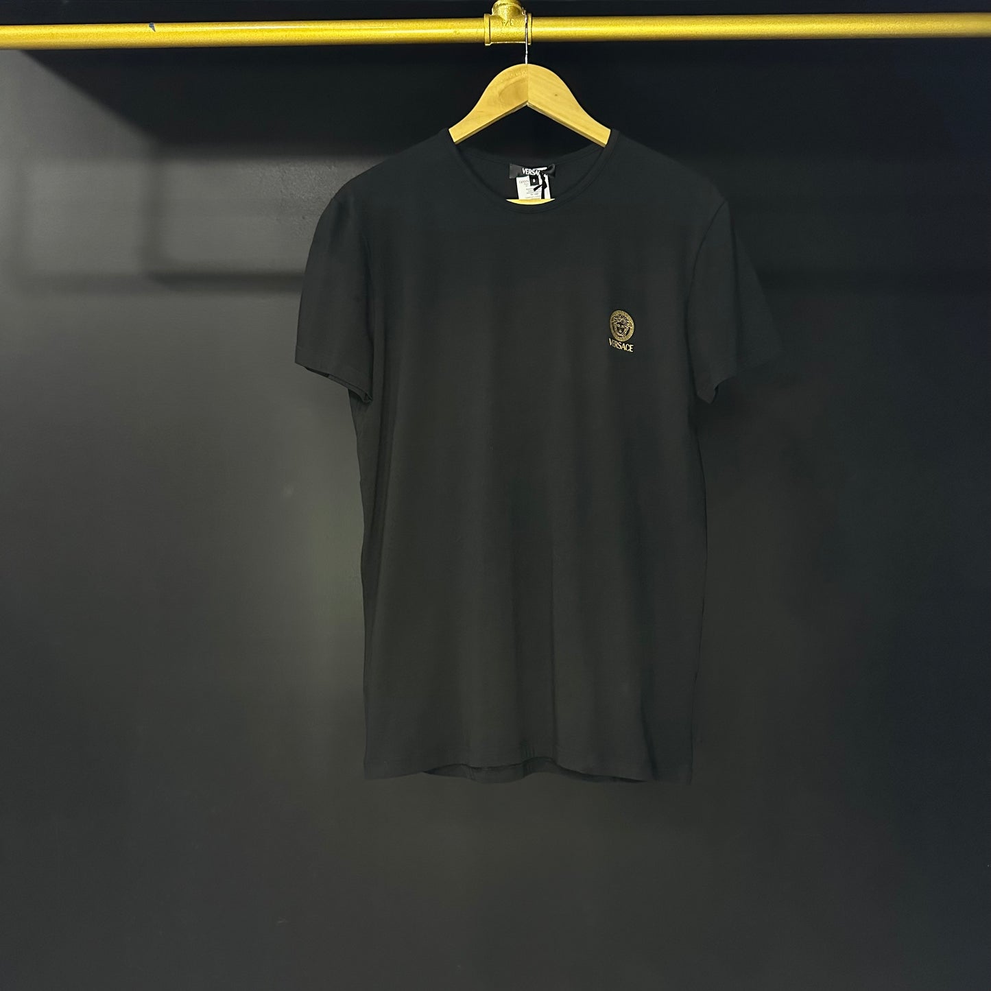 PLAYERA VERSACE BASICA