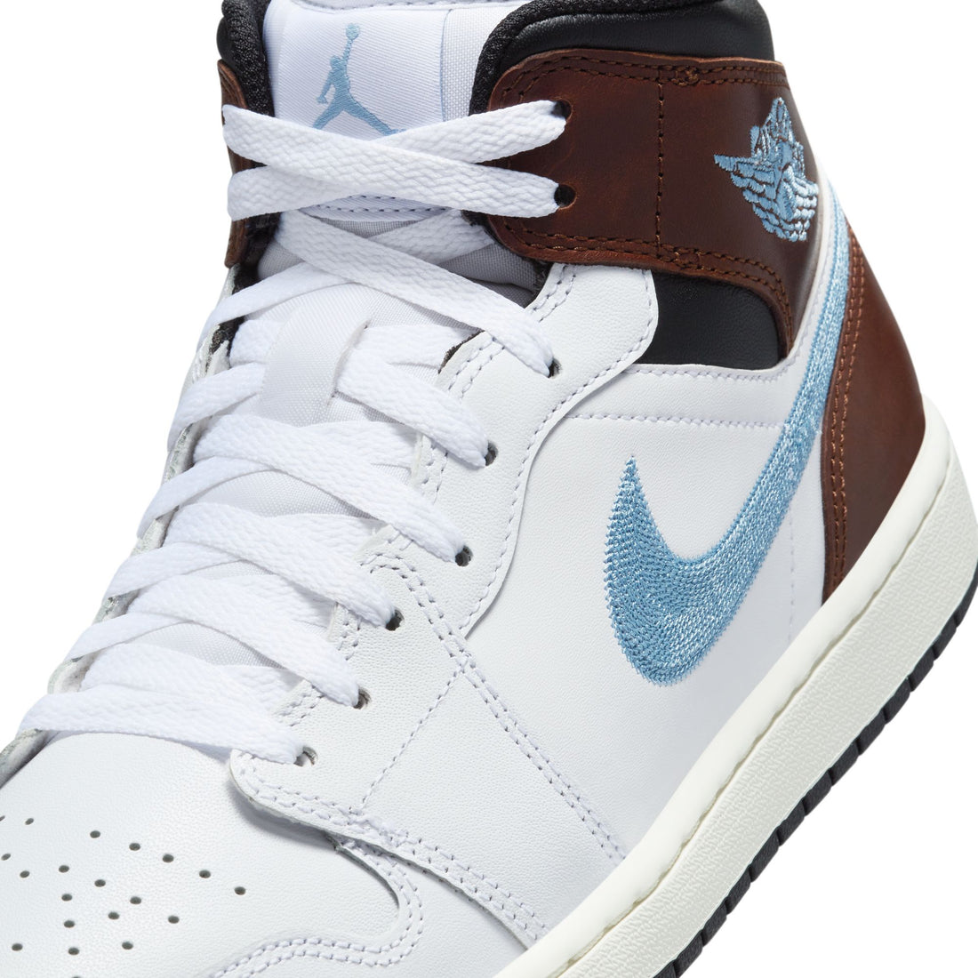 Jordan 1 Mid SNK