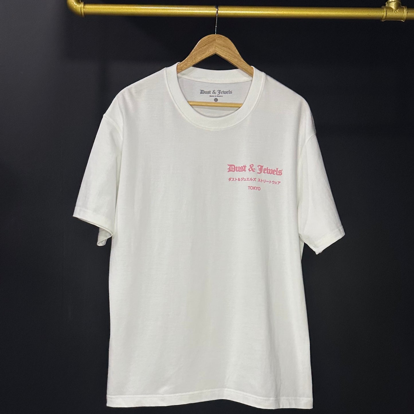 DUST & JEWELS White And Pink Basic Tee