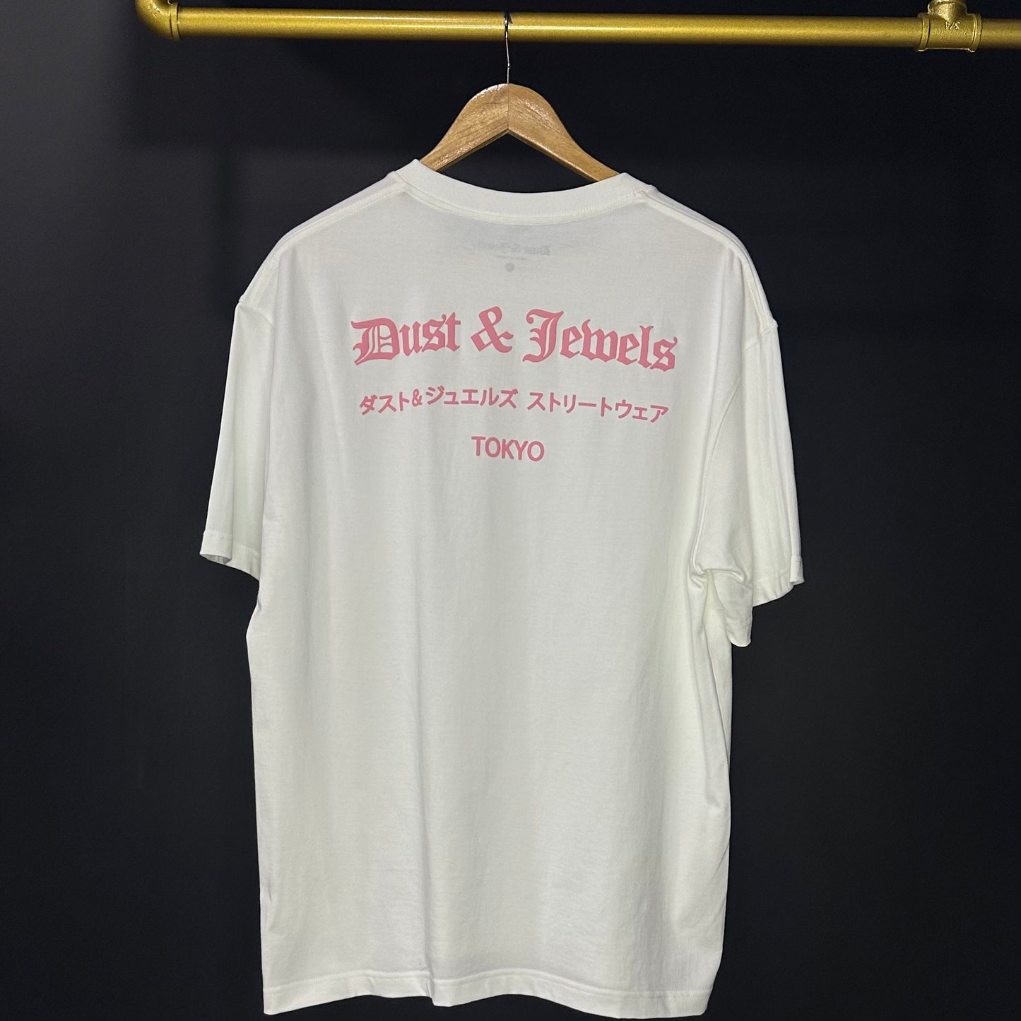 DUST & JEWELS White And Pink Basic Tee