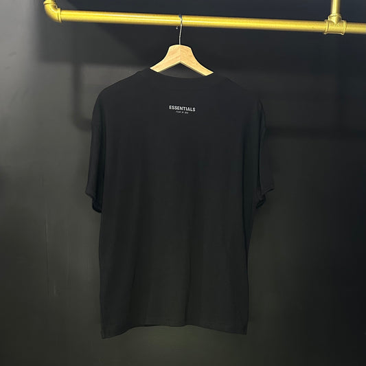 PLAYERA ESSENTIALS